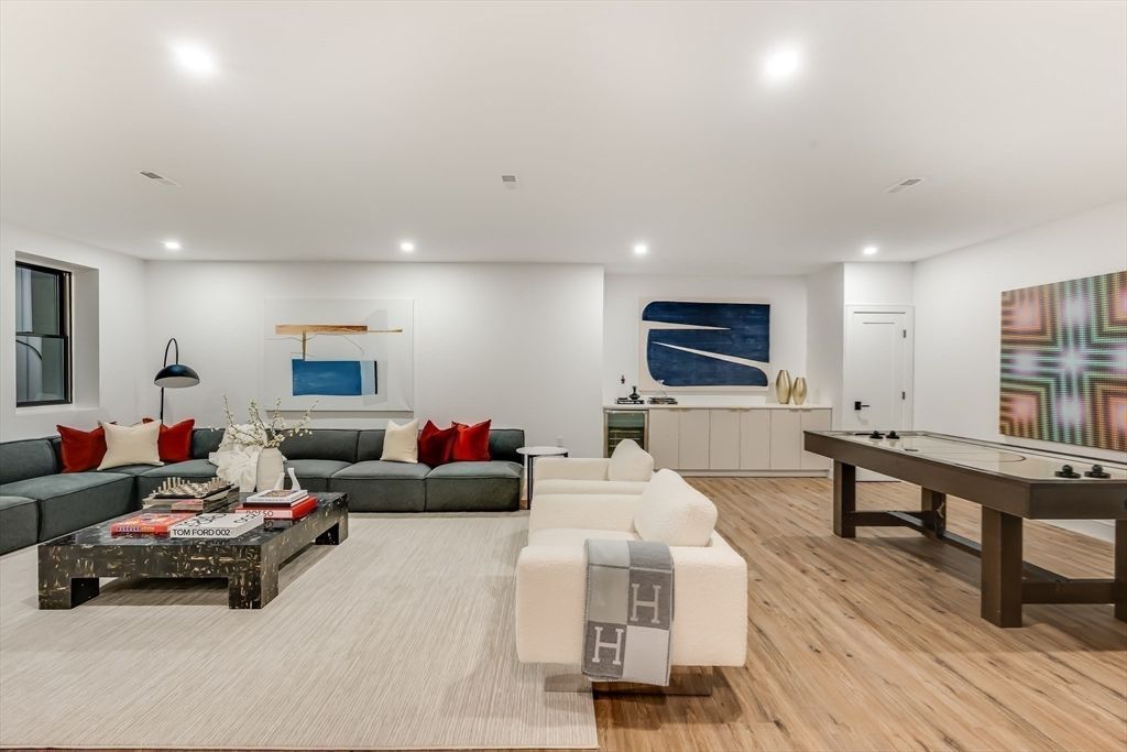 Game Room, Interior, Living room, Recessed Lighting, Wood Texture Flooring