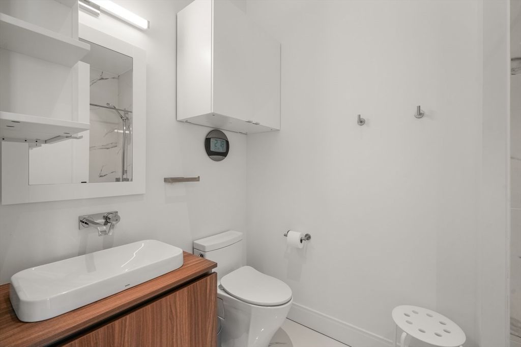 Bathroom, Interior, Marble Walls