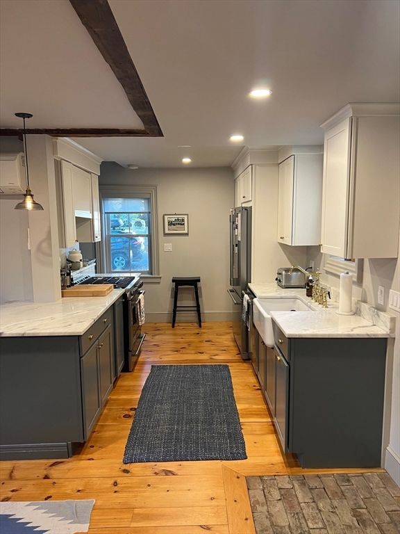 Interior, Kitchen, Pendant Lights, Recessed Lighting, Wood Texture Flooring