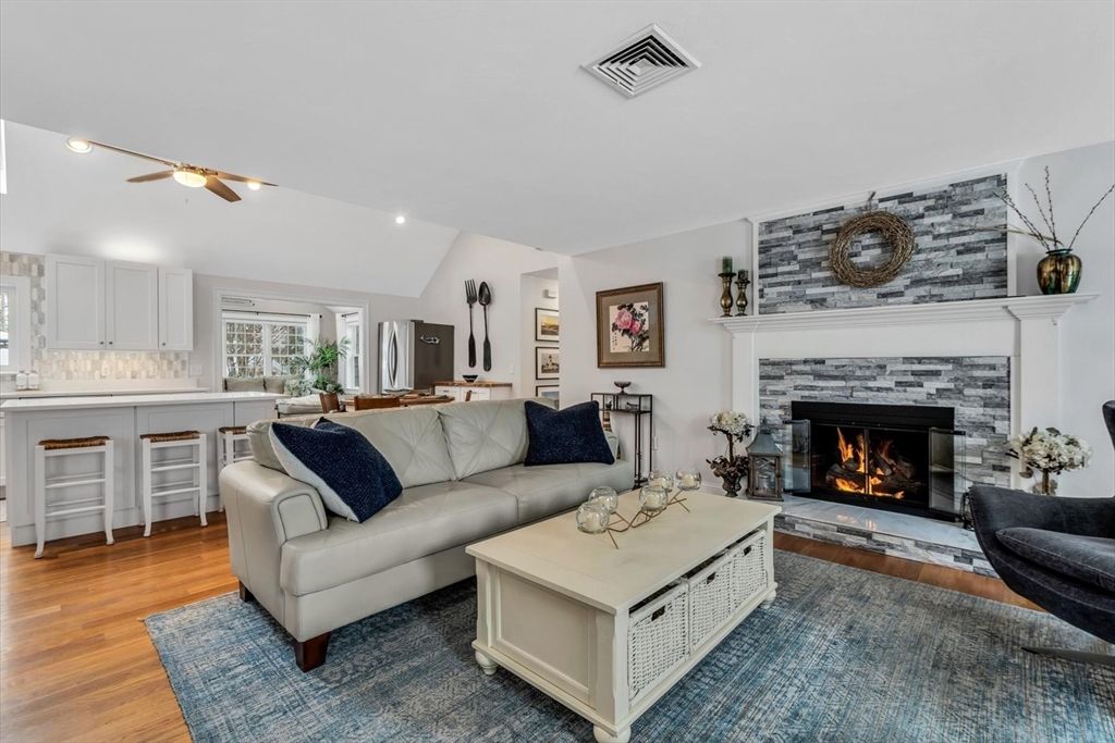 Fireplace, Interior, Kitchen, Living room, Recessed Lighting, Wood Texture Flooring