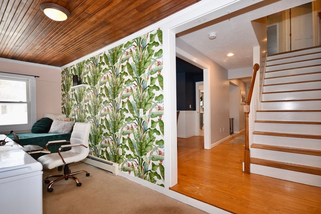 Home Office, Interior, Recessed Lighting, Wooden Ceilings, Wood Texture Flooring