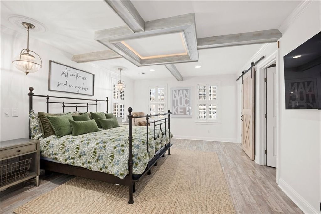 Bedroom, Interior, Pendant Lights, Recessed Lighting, Wooden Beams, Wood Texture Flooring