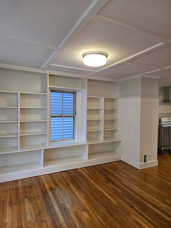 Empty room, Interior, Walk-in Closets, Wood Texture Flooring