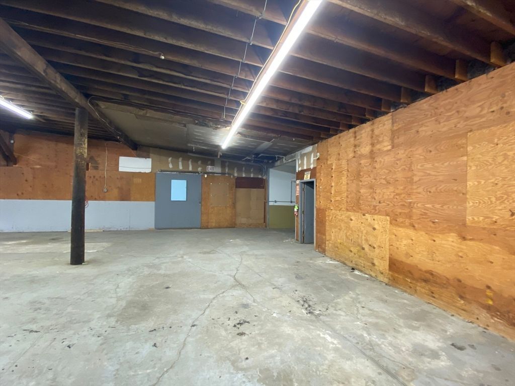 Interior, Wooden Beams, Wooden Walls