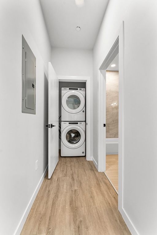 Interior, Recessed Lighting, Utility Closets, Washer, Wood Texture Flooring
