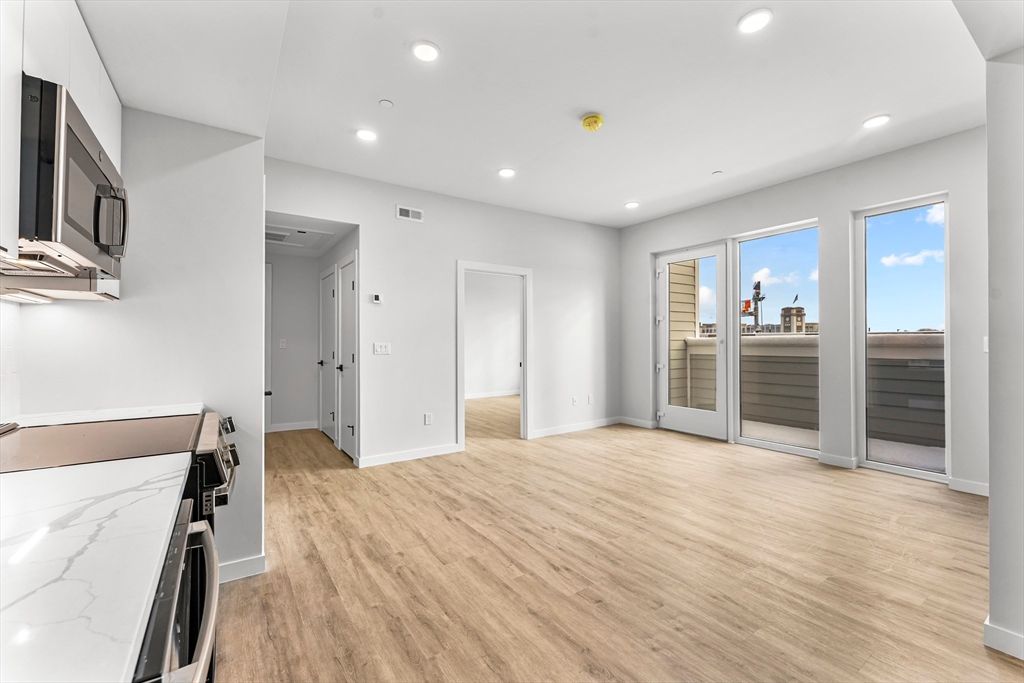 Empty room, Interior, Kitchen, Recessed Lighting, Wood Texture Flooring