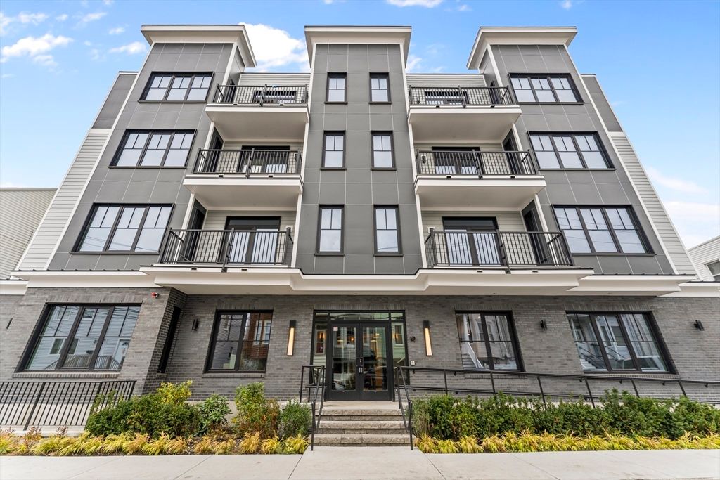 Exterior, Facade, Brick Facade, Condo Building