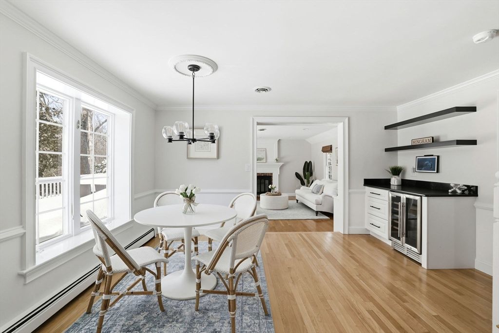 Chandelier, Dining room, Fireplace, Interior, Living room, Pendant Lights, Wood Texture Flooring