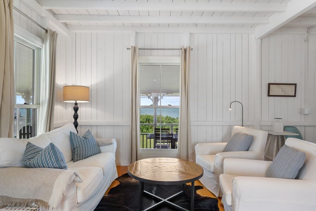 Interior, Living room, Water, Wood Texture Flooring