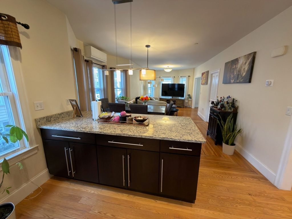 Interior, Living room, Pendant Lights, Wood Texture Flooring