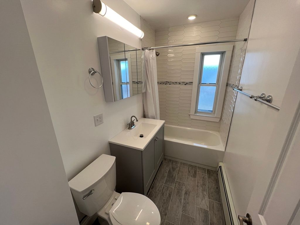 Bathroom, Interior, Recessed Lighting, Wood Texture Flooring