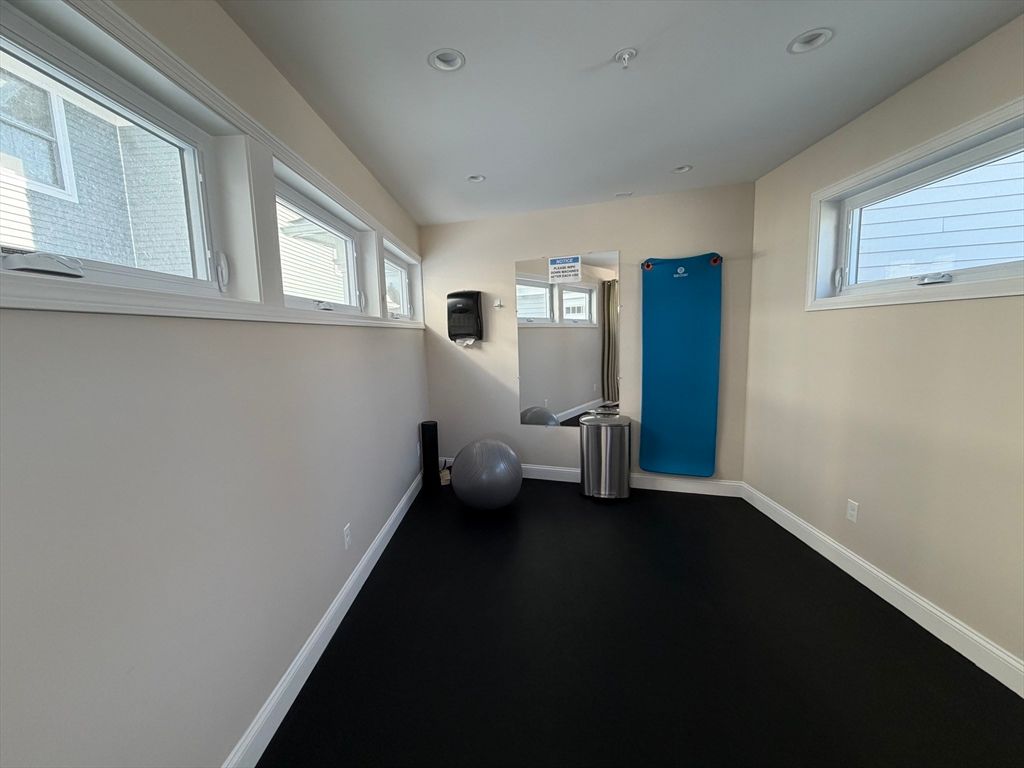 Interior, Recessed Lighting