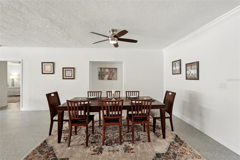 Dining room, Interior
