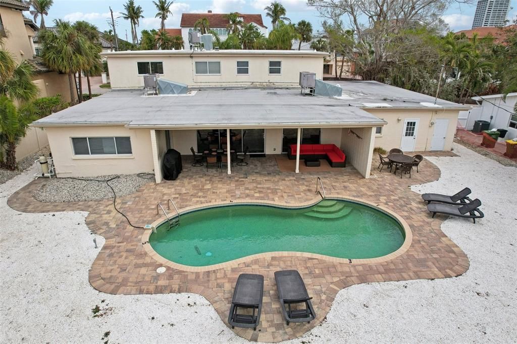Exterior, Pool