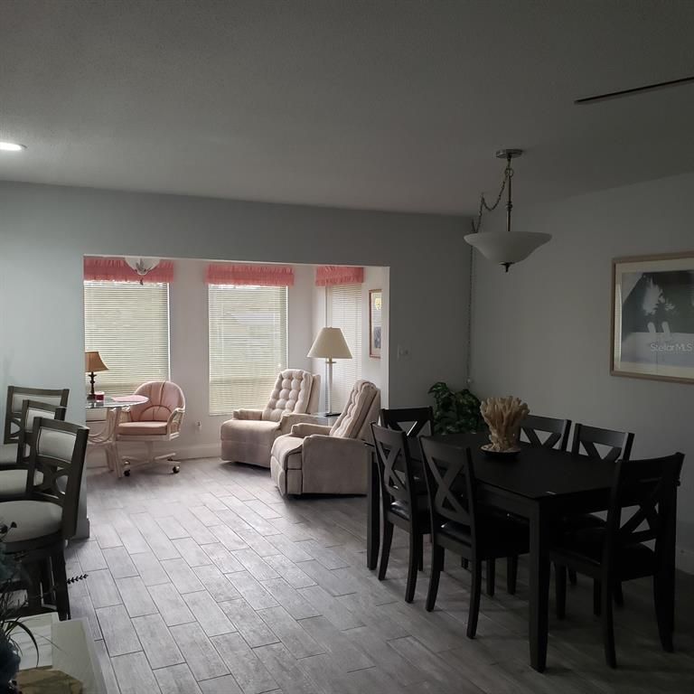 Dining room, Interior, Living room, Pendant Lights, Recessed Lighting, Wood Texture Flooring