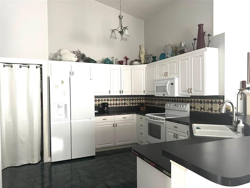 Interior, Kitchen, Pendant Lights