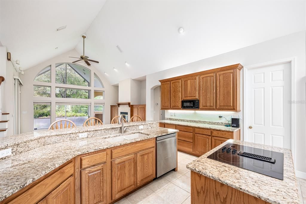 Interior, Kitchen, Recessed Lighting