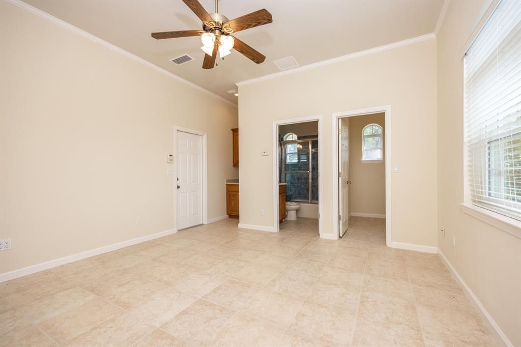 Bathroom, Empty room, Interior