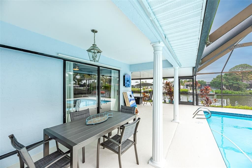 Dining room, Glass Ceilings, Interior, Pool, Sun Room, Water