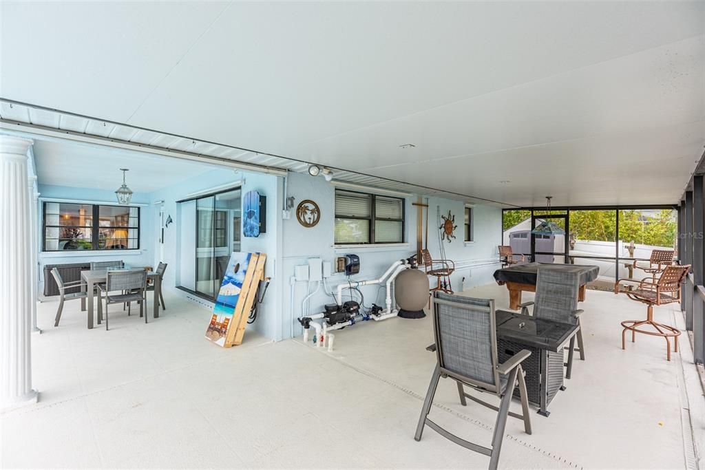 Dining room, Fitness Equipment, Interior