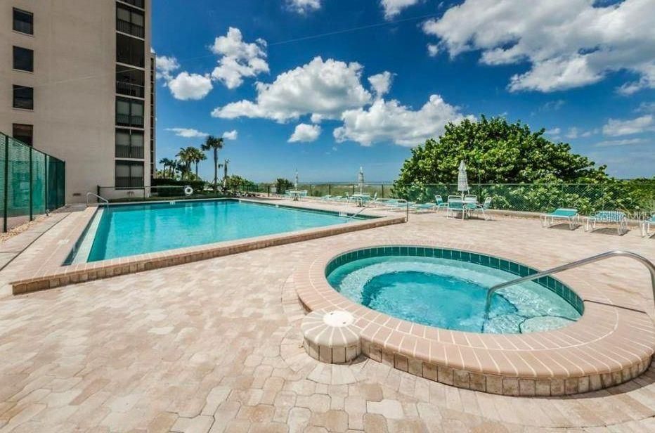 Exterior, Pool, Water