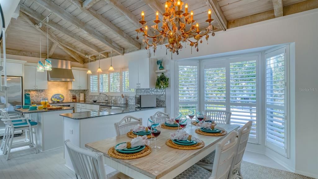Chandelier, Dining room, Interior, Kitchen, Pendant Lights, Stainless Steel Appliances, Wooden Beams, Wooden Ceilings