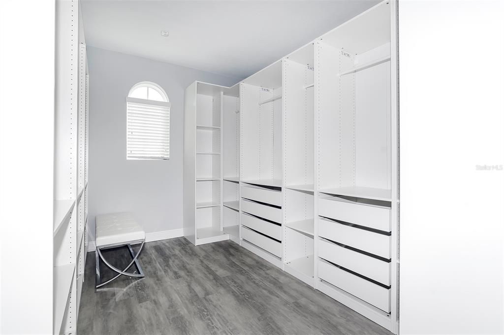 Interior, Recessed Lighting, Walk-in Closets, Wood Texture Flooring
