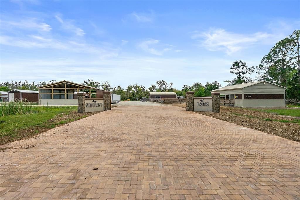 Backyard, Detached Garage, Exterior