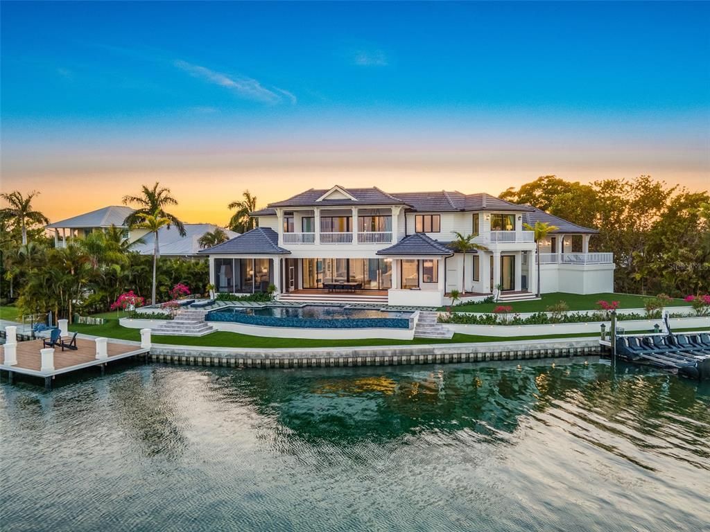 Exterior, Pool, Solar Panels