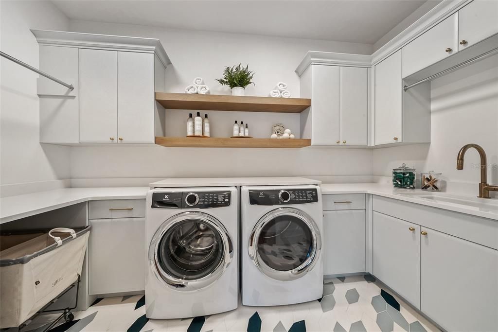 Interior, Washer