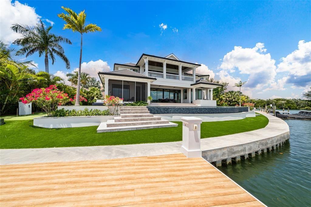 Exterior, Water