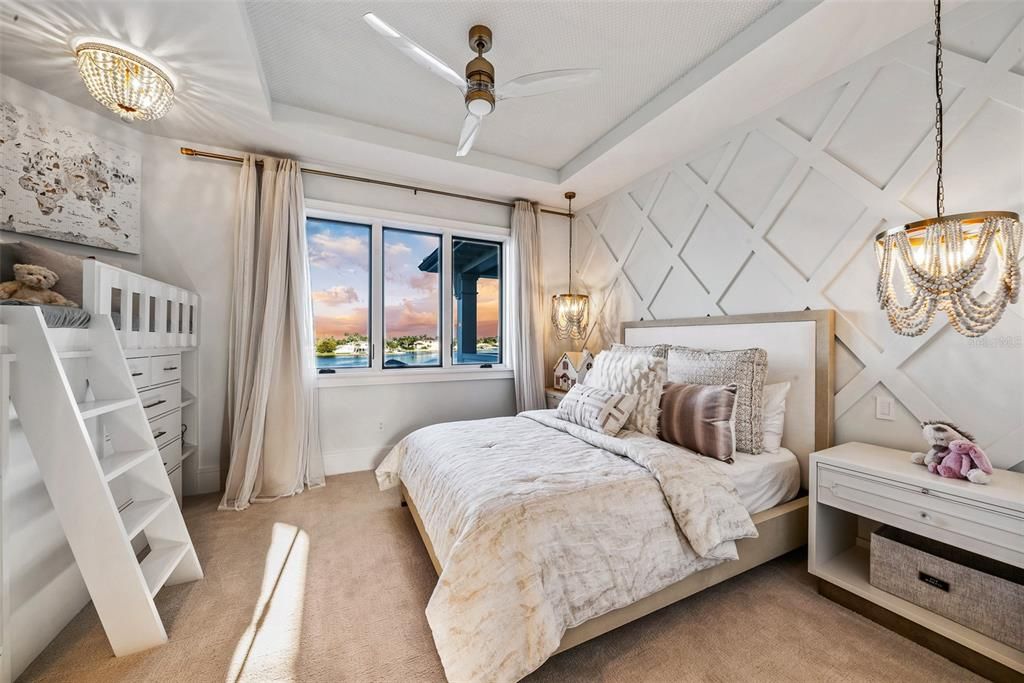 Bedroom, Chandelier, Interior, Pendant Lights