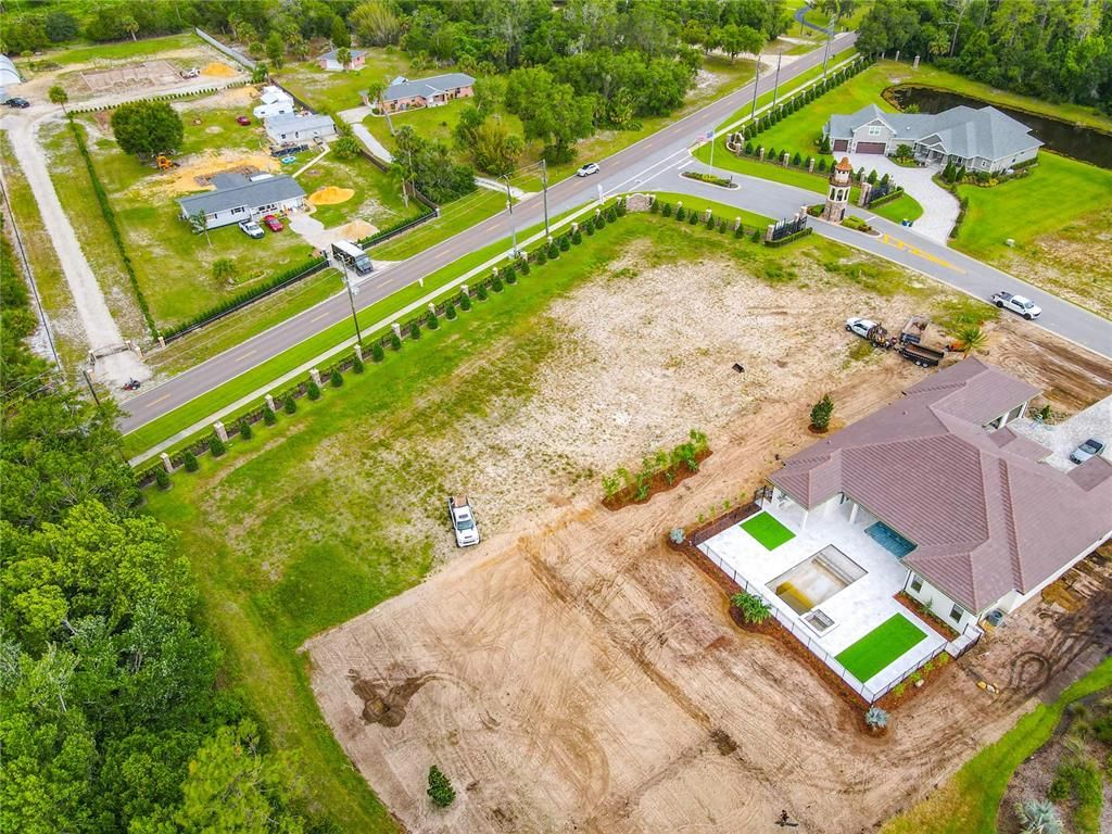 Exterior, Drone