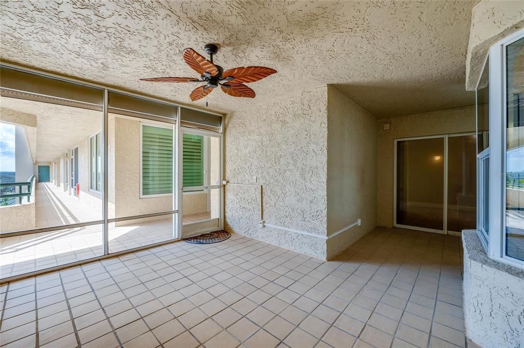 Empty room, Interior, Sun Room, Water