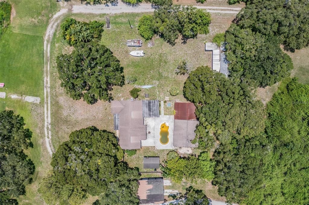 Exterior, Drone