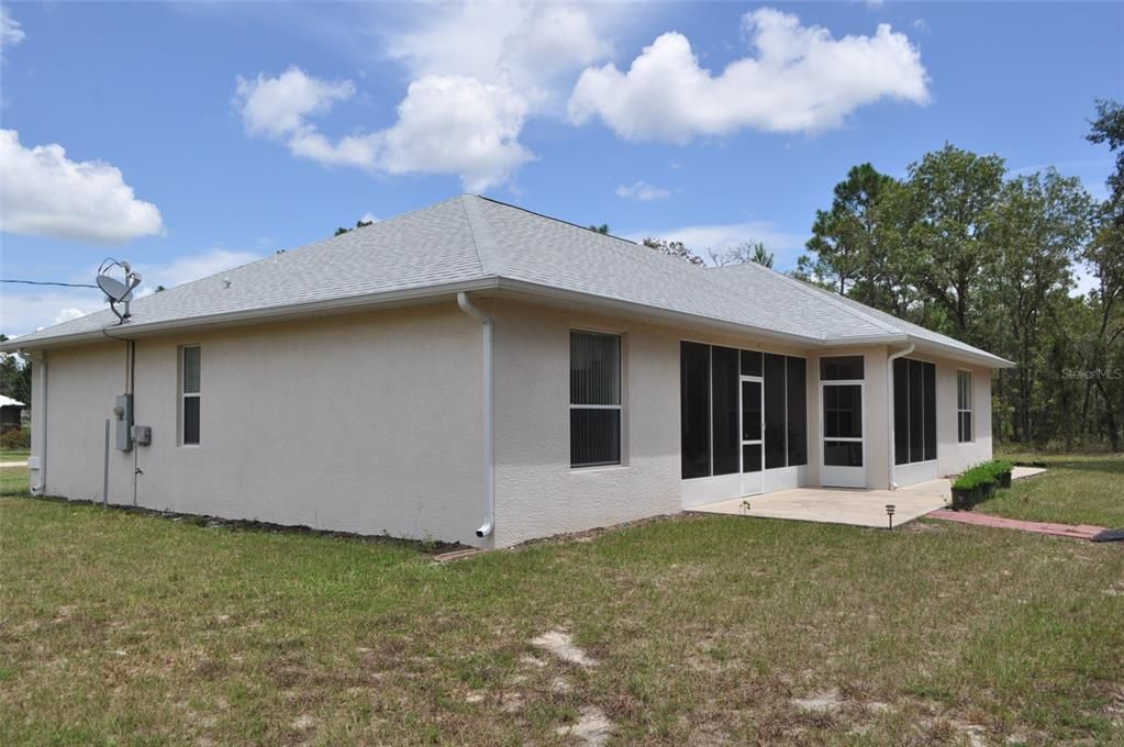 Backyard, Exterior