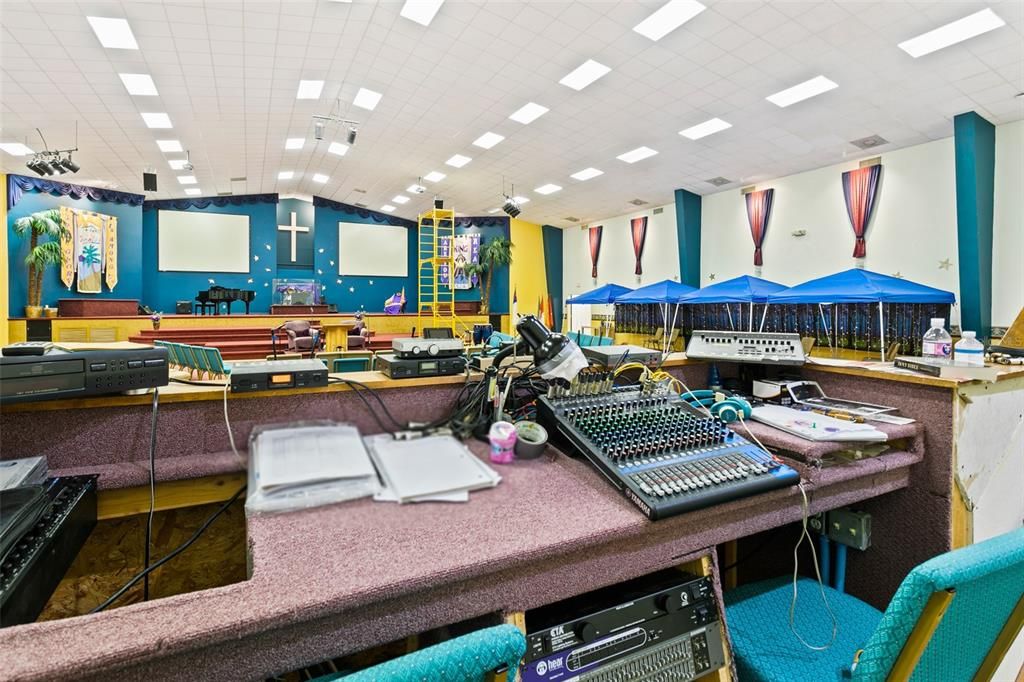 Interior, Recessed Lighting