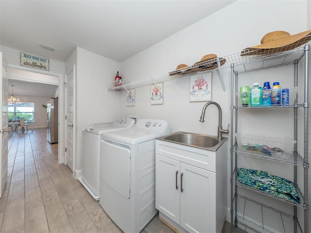 Interior, Pendant Lights, Utility Closets, Washer, Wood Texture Flooring
