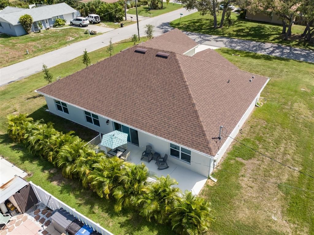 Exterior, Drone