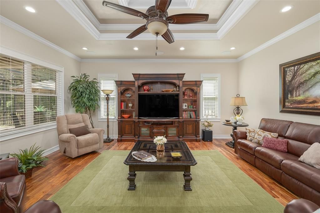 Interior, Living room, Recessed Lighting, Wood Texture Flooring