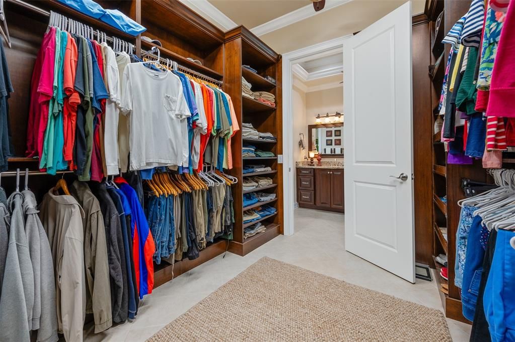 Interior, Walk-in Closets