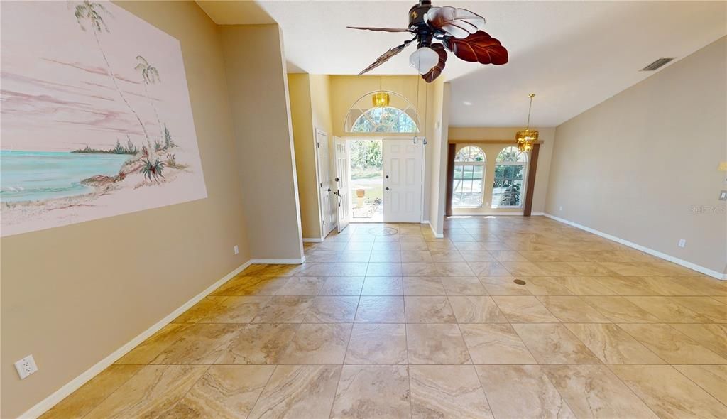 Chandelier, Empty room, Interior, Pendant Lights, Recessed Lighting