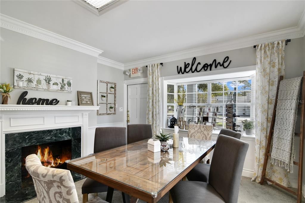 Dining room, Fireplace, Interior