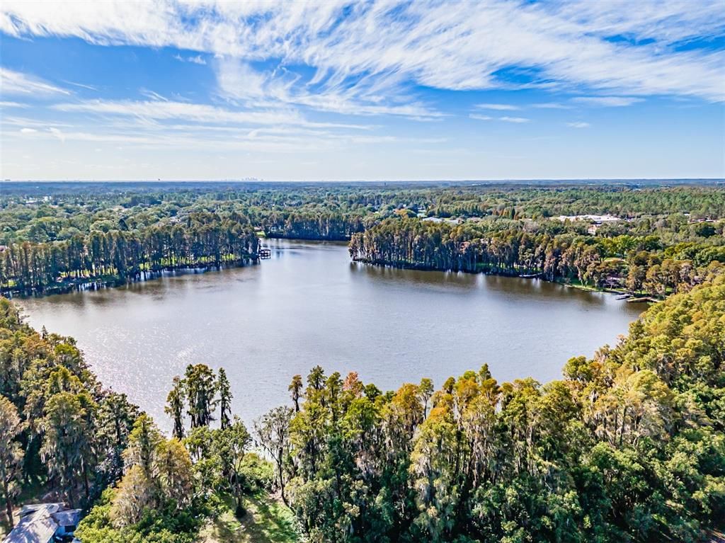 Exterior, Lake