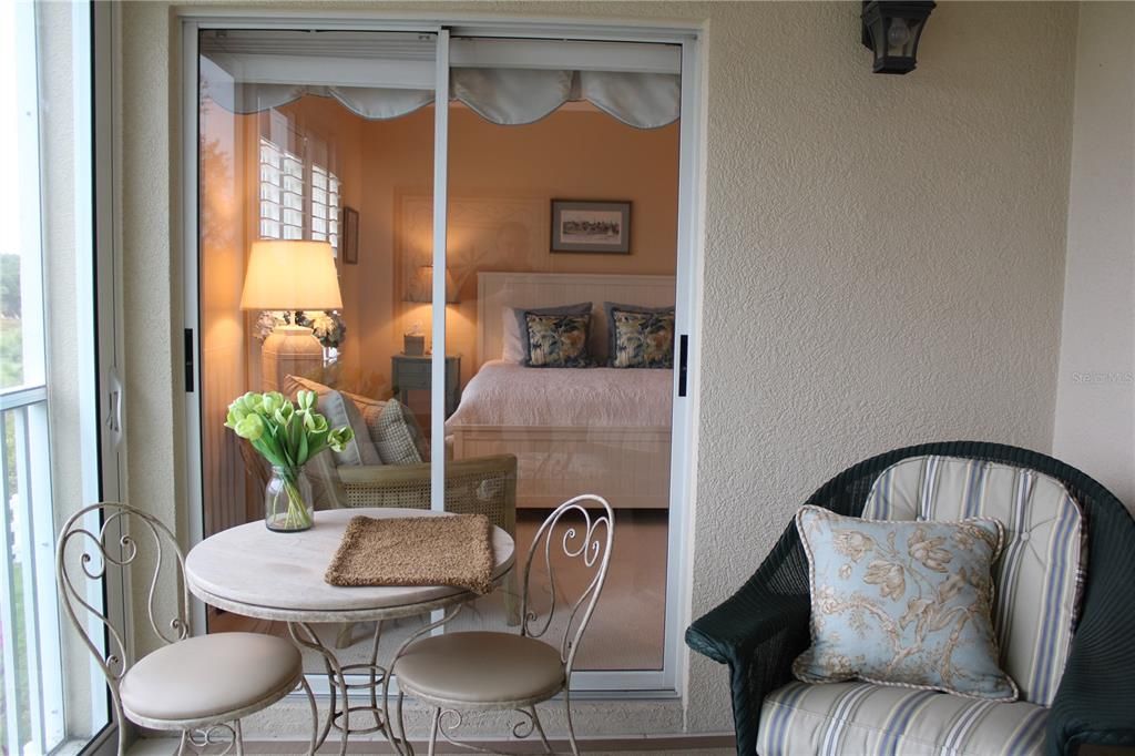 Dining room, Interior