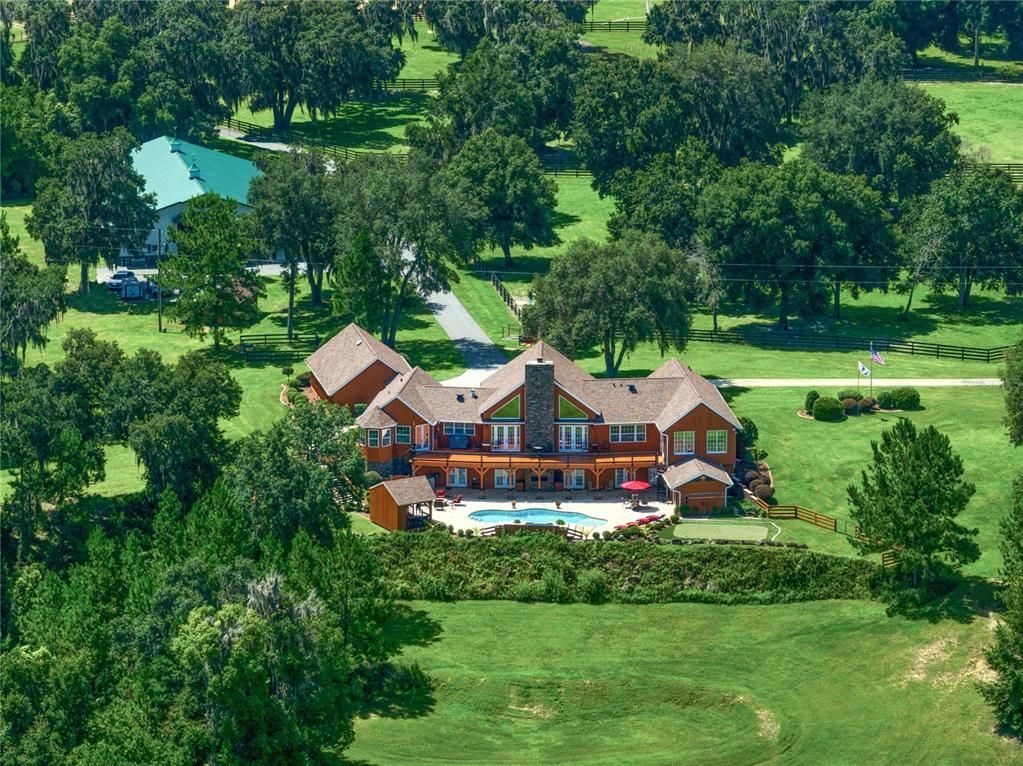 Exterior, Drone