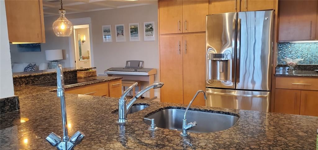 Interior, Kitchen, Pendant Lights, Stainless Steel Appliances