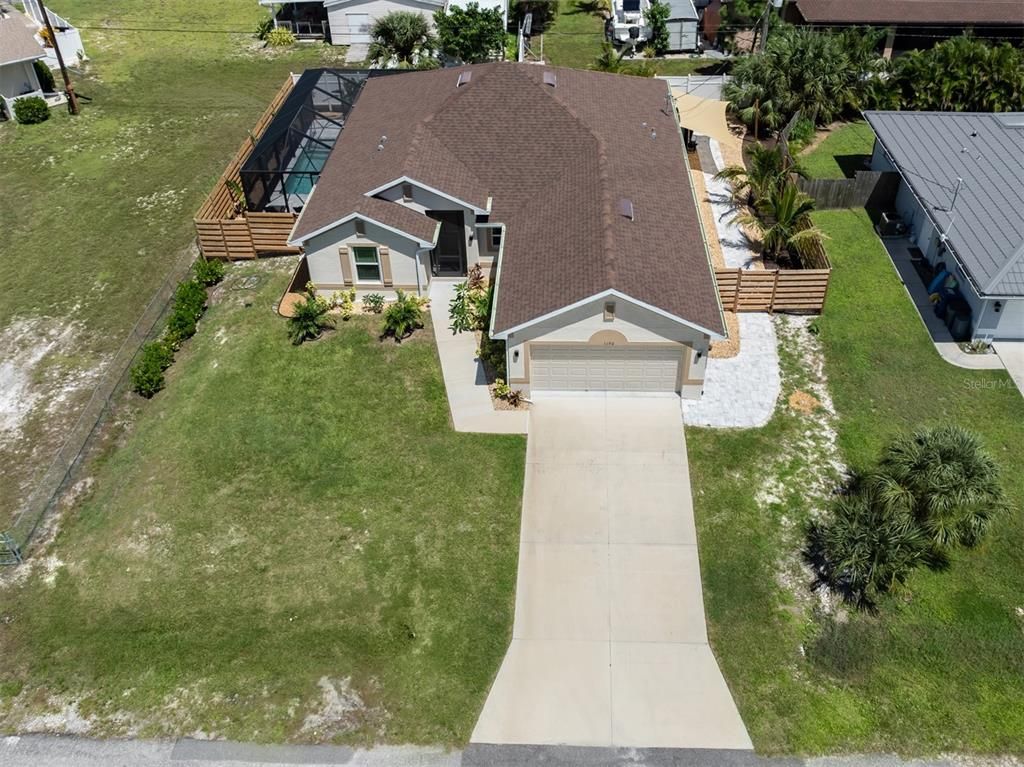 Exterior, Drone