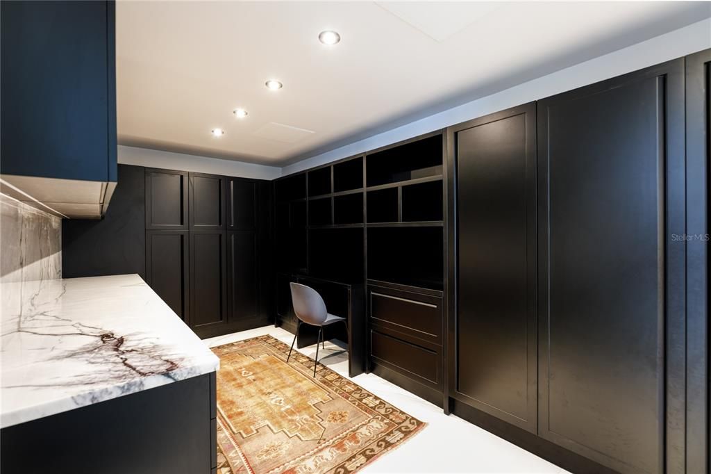 Interior, Recessed Lighting