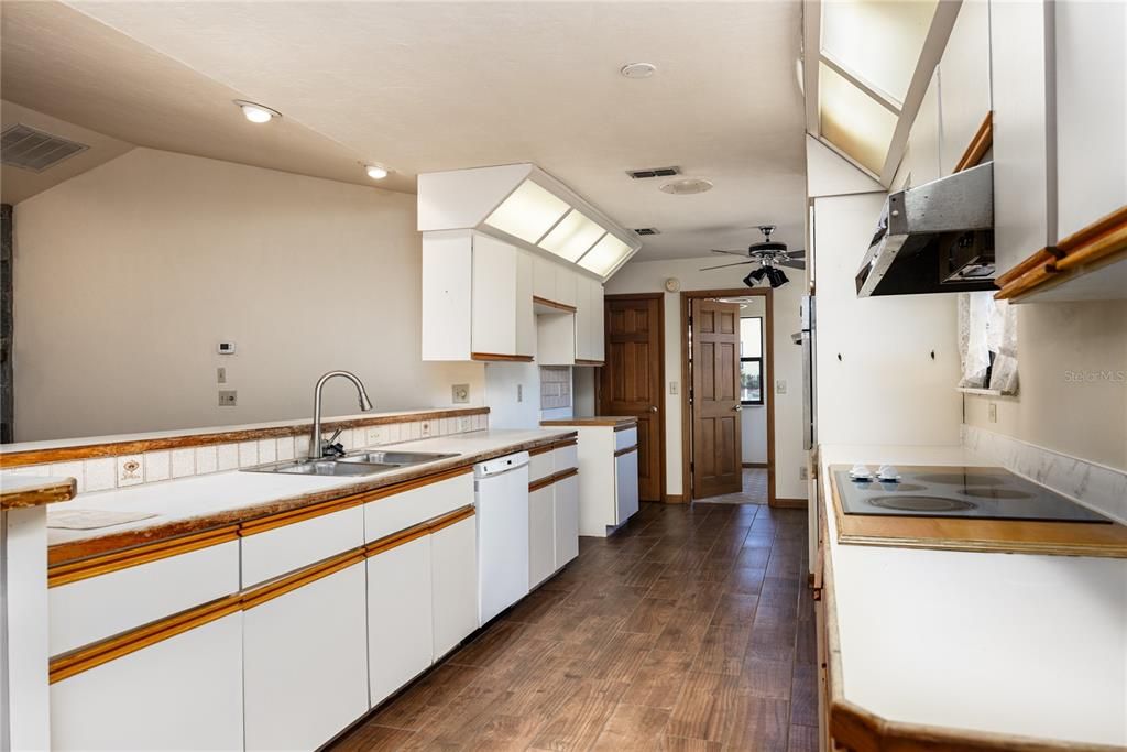 Interior, Kitchen, Recessed Lighting, Wood Texture Flooring